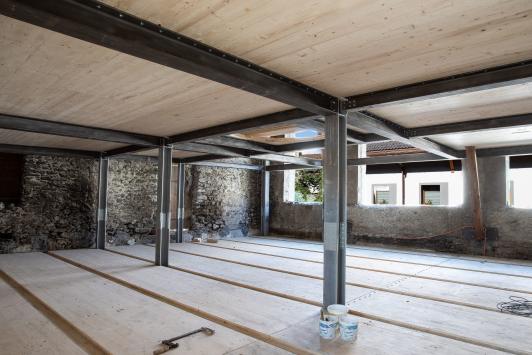 Chamoson, Valais - Maison villageoise 7.5 pièces 237.00 m2 CHF 890'000.-