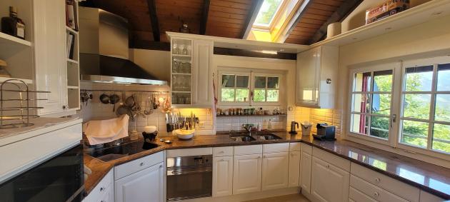 Crans-Montana, Valais - Chalet 7.5 pièces 525.00 m2 CHF 2'590'000.-