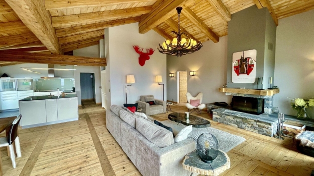 547, Les Sommets, attique, Monique Loretan, 5,5 pièces luxe, standing, Crans-Montana,  Attique Attique, 5.5 pièces, 200.00 m2  Prix sur demande 3963 Crans-Montana