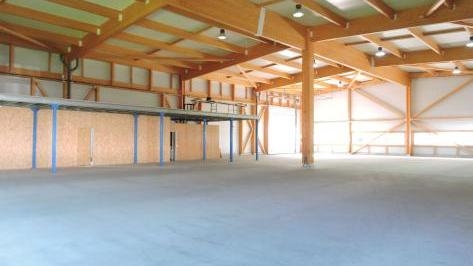 Location Halle 432 m2 - Bouveret - Berger Industrie Industrie, 1.0 pièces  CHF 5'400.- / mois 1897 Bouveret