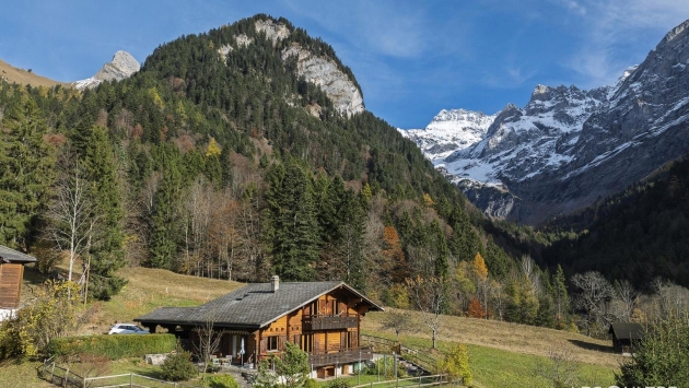 Nicolet - Chalet les Plans-sur-Bex Chalet Chalet, 6.5 pièces, 212.17 m2  CHF 1'280'000.- 1880 Bex