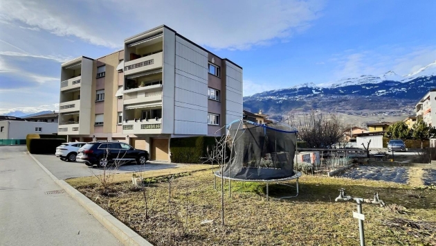 Soland - Prés Fleuris - 4.5 pièces  Attique Attique, 4.5 pièces, 92.20 m2  CHF 385'000.- 3960 Sierre