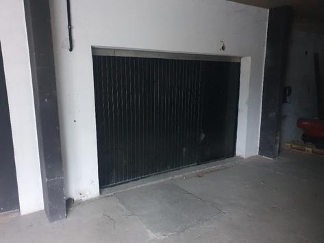 Sion, Valais - Dépôt 3.0 pièces 150.00 m2 CHF 2'400.- / mois