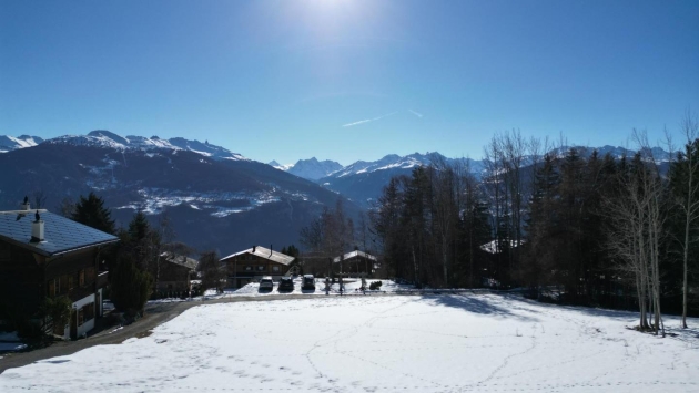 Terrain à bâtir de 1221m2 aux Mayens d'Arbaz Terrain à bâtir Terrain à bâtir , 1221.00 m2  CHF 530'000.- 1974 Arbaz