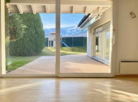 Bramois, Valais - Rez-jardin 4.5 pièces 152.00 m2 CHF 2'900.- / mois