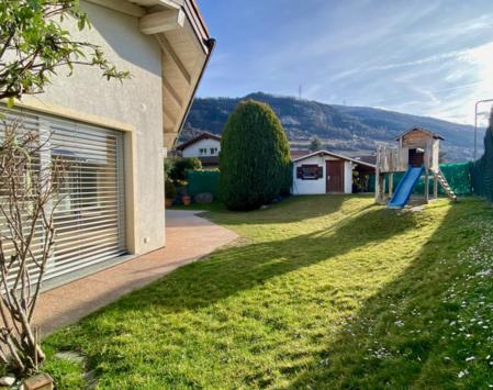 Bramois, Valais - Rez-jardin 4.5 pièces 152.00 m2 CHF 2'900.- / mois