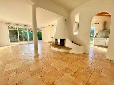 Bramois, Valais - Rez-jardin 4.5 pièces 152.00 m2 CHF 2'900.- / mois