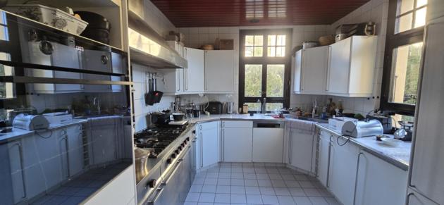 Sion, Valais - Villa 8.5 pièces 711.67 m2 CHF 3'800'000.-