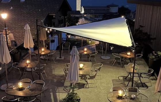 Chermignon, Valais - Restaurant 3.5 pièces 277.33 m2 CHF 2'900.- / mois