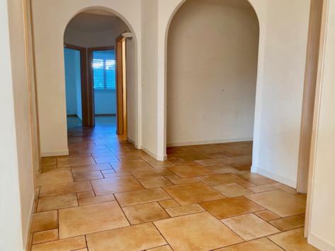 Bramois, Valais - Rez-jardin 4.5 pièces 152.00 m2 CHF 2'900.- / mois