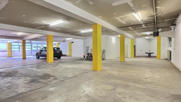 Local professionnel centre Sierre Commerce Commerce , 574.00 m2  dès CHF 90.- / année 3960 Sierre