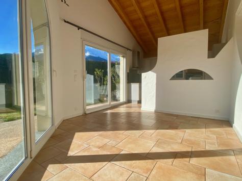 Bramois, Valais - Rez-jardin 4.5 pièces 152.00 m2 CHF 2'900.- / mois