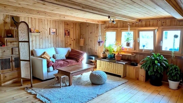 276 2pièces attique_jardin_Zanone_chemin_Bourgeoisie4_Icogne Sous le toit Sous le toit, 2.5 pièces, 70.00 m2  CHF 330'000.- 1977 Icogne