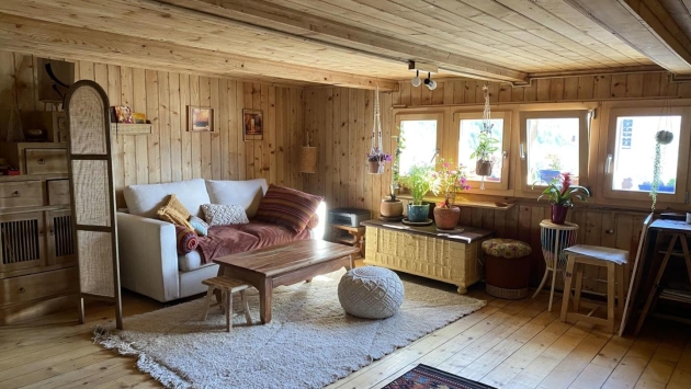 276 2pièces attique_jardin_Zanone_chemin_Bourgeoisie4_Icogne Sous le toit Sous le toit, 2.5 pièces, 70.00 m2  CHF 330'000.- 1977 Icogne