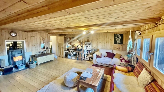 276 2pièces attique_jardin_Zanone_chemin_Bourgeoisie4_Icogne Sotto il tetto Sotto il tetto, 2.5 Stanze, 70.00 m2  CHF 330'000.- 1977 Icogne