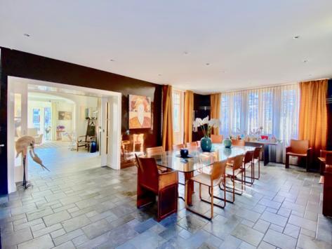 Sion, Valais - Villa 8.5 pièces 711.67 m2 CHF 3'800'000.-