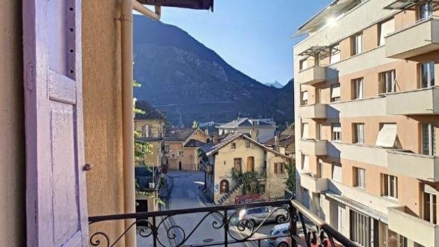 Appartement duplex dernier étage avec immense galetas à exploiter Dernier étage Dernier étage, 7.5 pièces, 152.00 m2  CHF 465'000.- 3960 Sierre