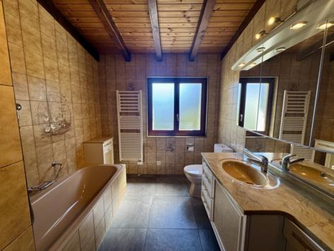 Vétroz, Valais - Maison villageoise 3.5 pièces 220.00 m2 CHF 890'000.-