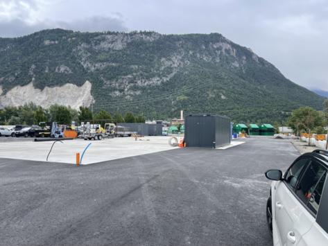 Uvrier, Valais - Atelier avec dépôt et bureau  645.00 m2 CHF 144.- / année