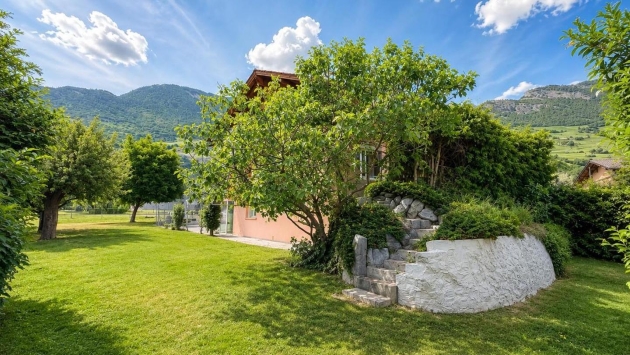 Villa individuelle 5.5 pièces Vétroz  Maison Maison, 5.5 pièces, 140.00 m2  CHF 975'000.- 1963 Vétroz