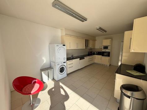 Montreux, Vaud - Attique 5.5 pièces 246.67 m2 CHF 650.- / jour