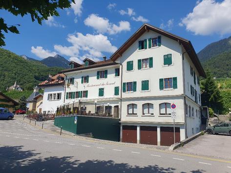 Yvorne, Vaud - Immeuble mixte 28.0 pièces 810.00 m2 CHF 3'750'000.-