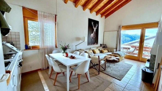 4008a_Les Prés Charmant appartement d'angle 4,5 pièces, à Crans-Montana_Chemin des Prés 6, Krishnavi_Ratnarajah Appartamento Appartamento, 4.5 Stanze, 96.30 m2  CHF 795'000.- 3963 Crans-Montana