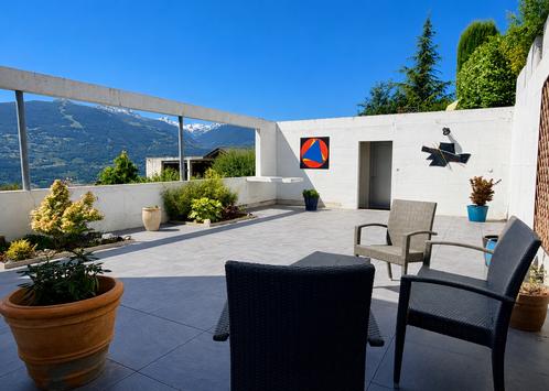 Savièse, Valais - Villa 4.5 pièces 220.00 m2 CHF 3'000.- / mois