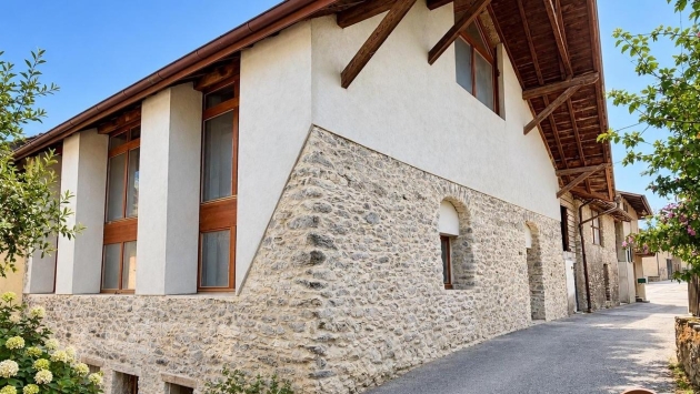 ok Saint-Pierre-de-Clages Maison villageoise Maison villageoise, 7.5 pièces, 237.00 m2  CHF 890'000.- 1955 St-Pierre-Clages