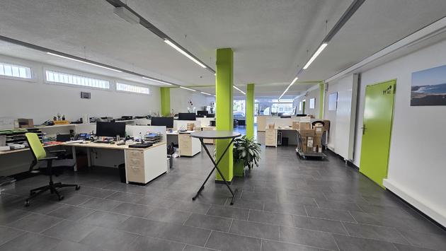 Conthey, Valais - Atelier avec dépôt et bureau  427.00 m2 CHF 1'190'000.-