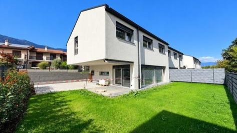Villa A Cassières Villa clés-en-main Villa clés-en-main, 4.5 pièces, 168.00 m2  CHF 1'090'000.- 1967 Bramois