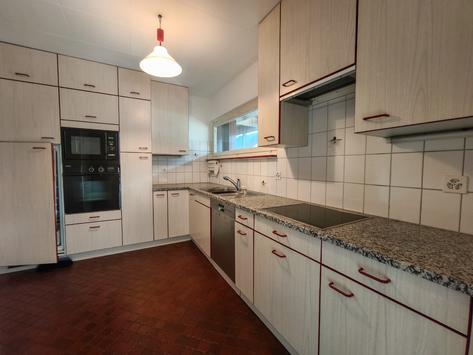Sion, Valais - Villa 7.5 pièces 215.00 m2 Prix sur demande