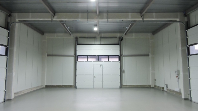 Location Halle 107 m2 - Bouveret - KALIN Industrie Industrie, 2.0 pièces, 107.00 m2  CHF 1'498.- / mois 1897 Bouveret