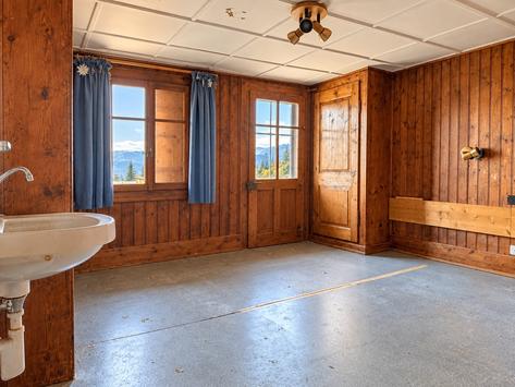 Ollon, Vaud - Chalet 17.0 pièces 292.44 m2 CHF 1'300'000.-