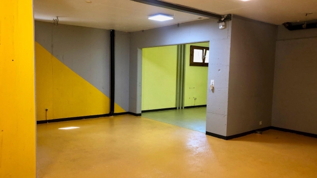 TILLEULS - DEPÔT AVEC PLACE DE PARC Dépôt Dépôt , 60.00 m2  CHF 550.- / mois 1950 Sion
