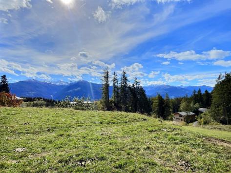 Crans-Montana, Valais - Terrain à bâtir  3618.00 m2 CHF 8'000'000.-