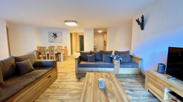 B215 appartement ski-in & ski-out Veysonnaz Appartement terrasse Appartement terrasse, 3.5 pièces, 121.33 m2  CHF 980'000.- 1993 Veysonnaz